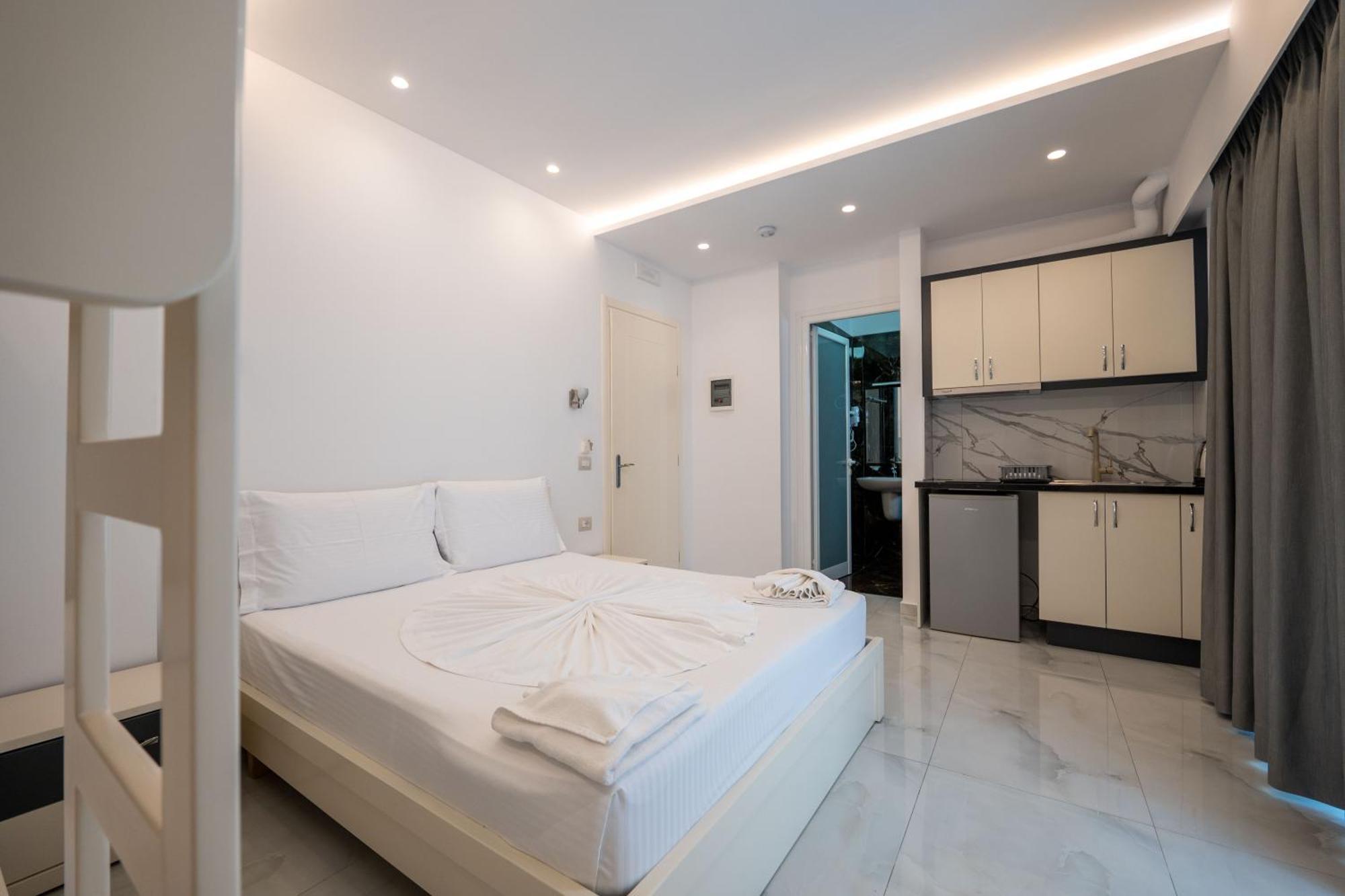 Apartments Mario Ksamil Exterior photo